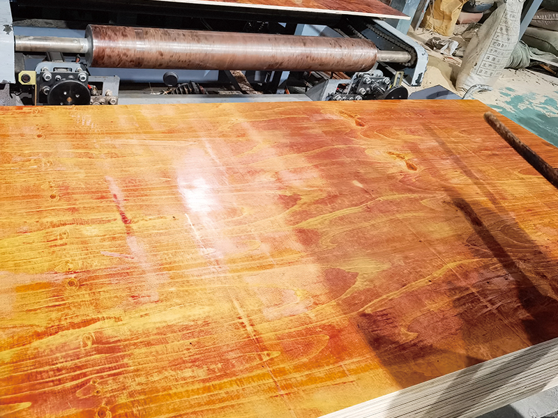 建筑小紅板批發(fā)插圖